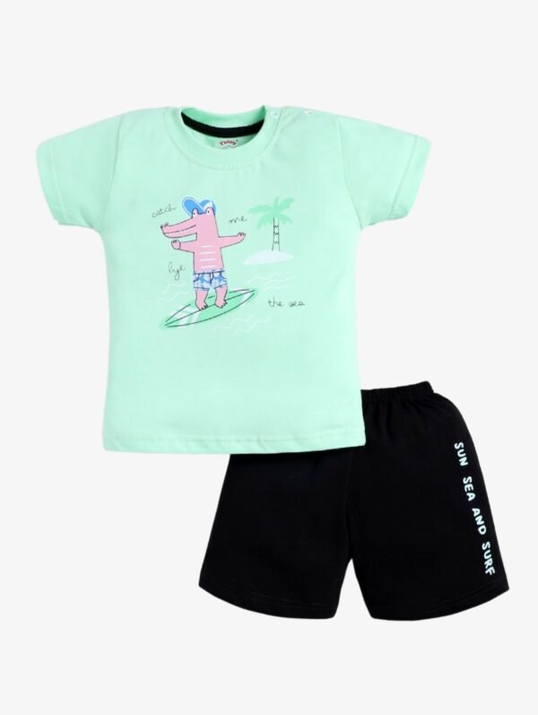 Funny Bear 100% Pure Cotton Half Sleeves Baby Boys T shirt & Shorts Set Printed